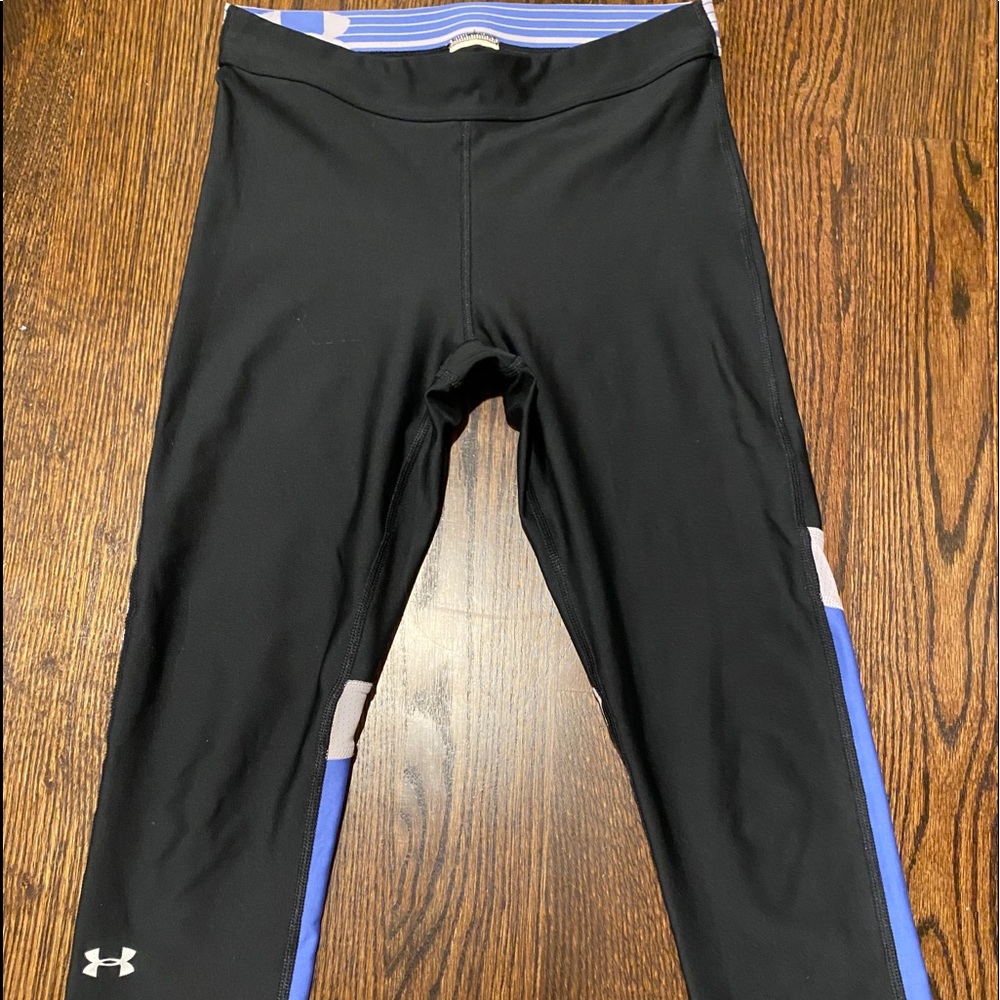 UNDER ARMOUR CAPRI COMPRESSION WORKOUT PANTS